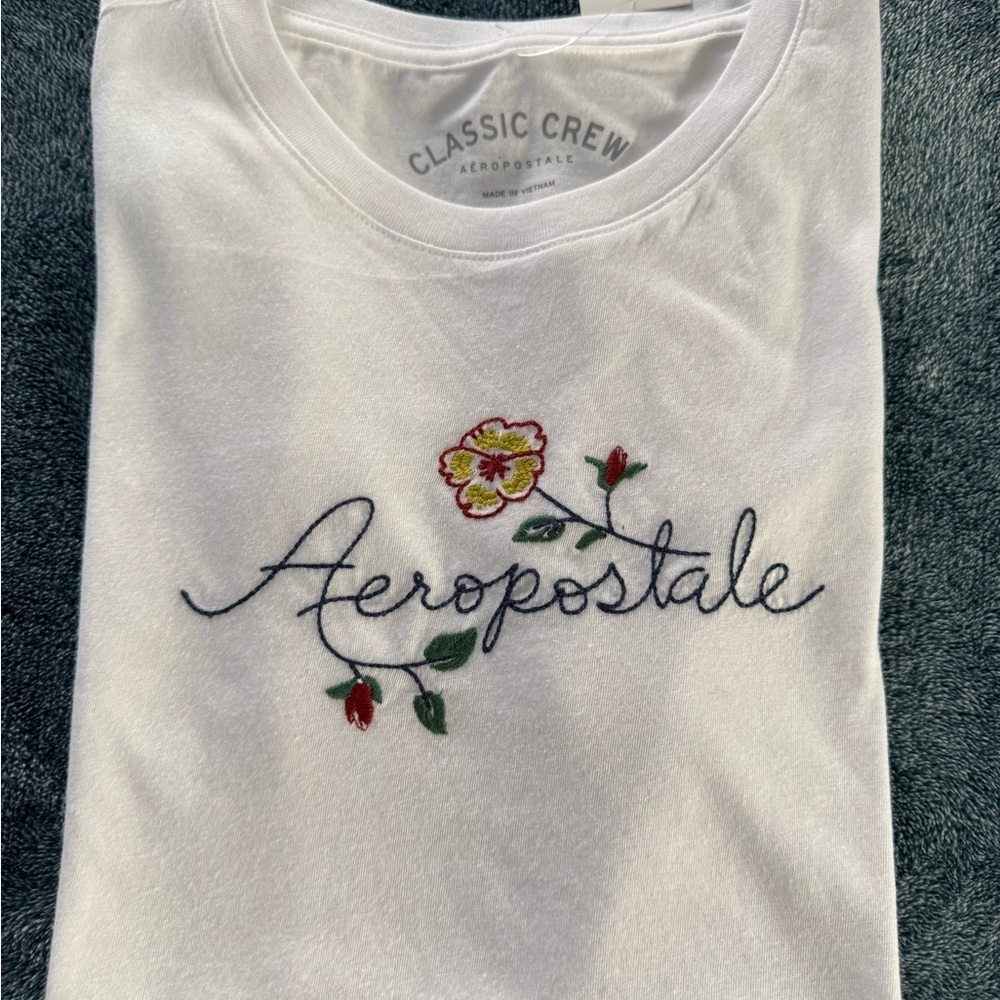 Aeropostale Classic Crew White Tee with Floral Embroidery